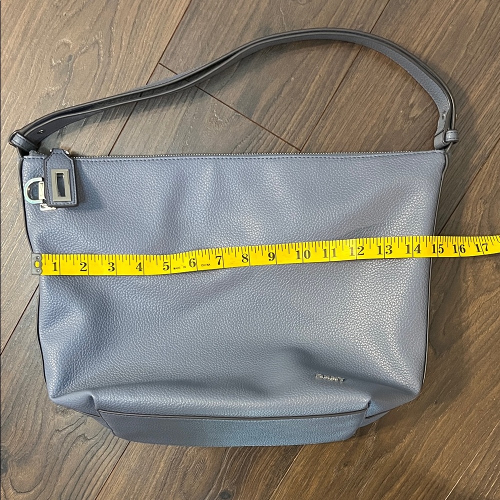 Brand New Without Tags DKNY handbag - Picture 8 of 9